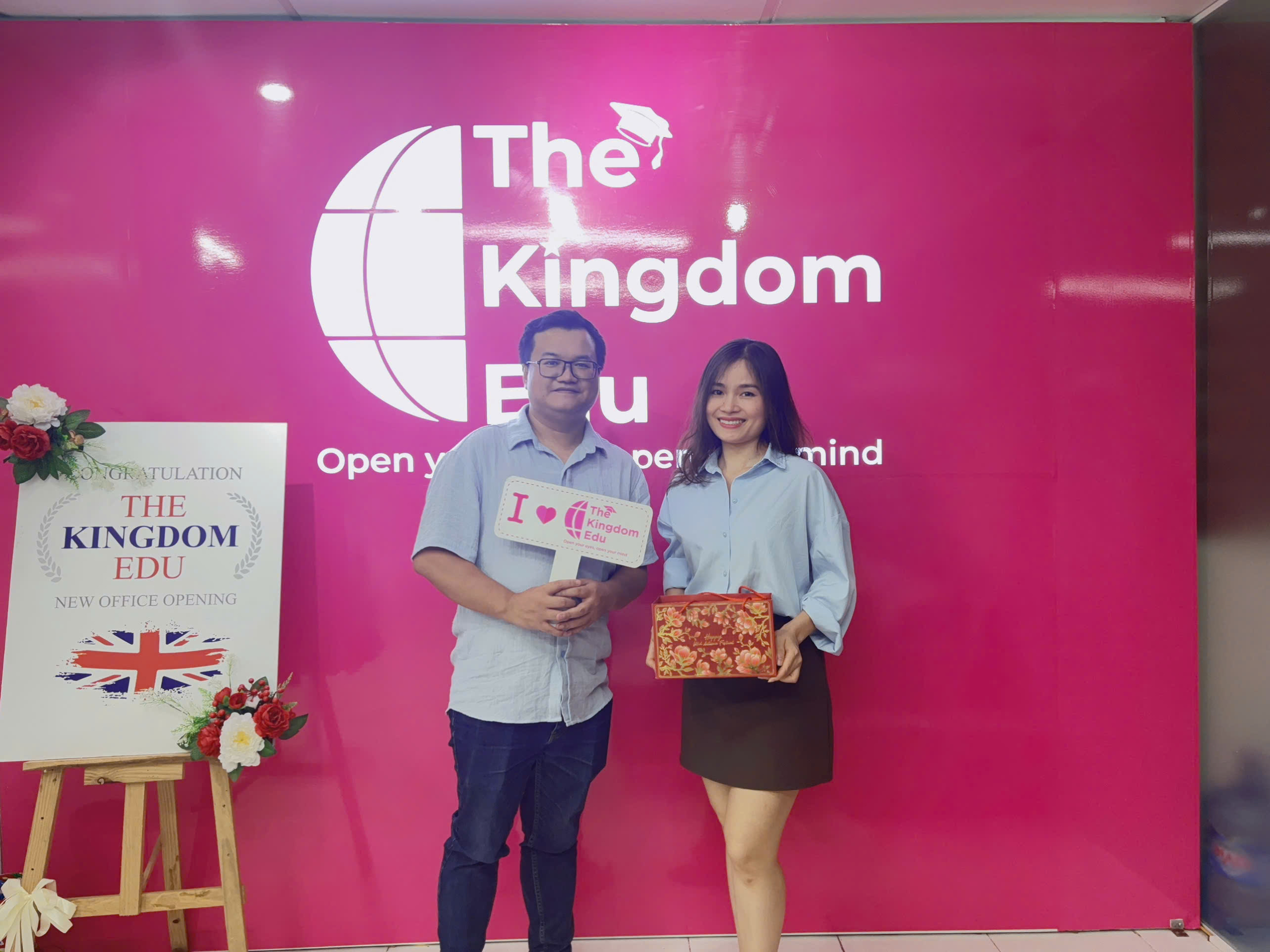 Đại diện tổ chức Index