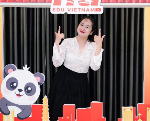 Đại diện The Kingdom Edu tham dự chương trình