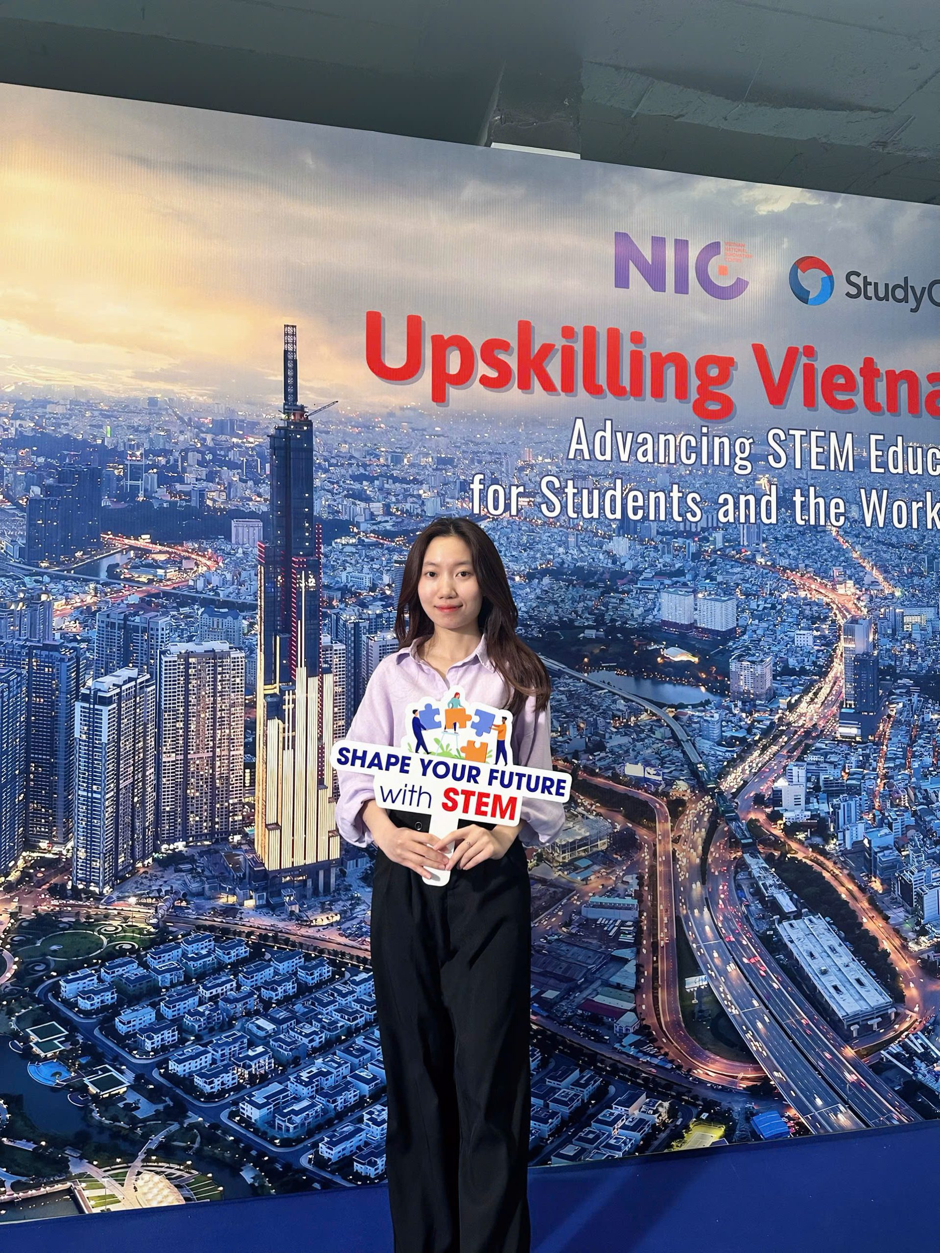 Đại diện The Kingdom Edu tham dự chương trình tọa đàm