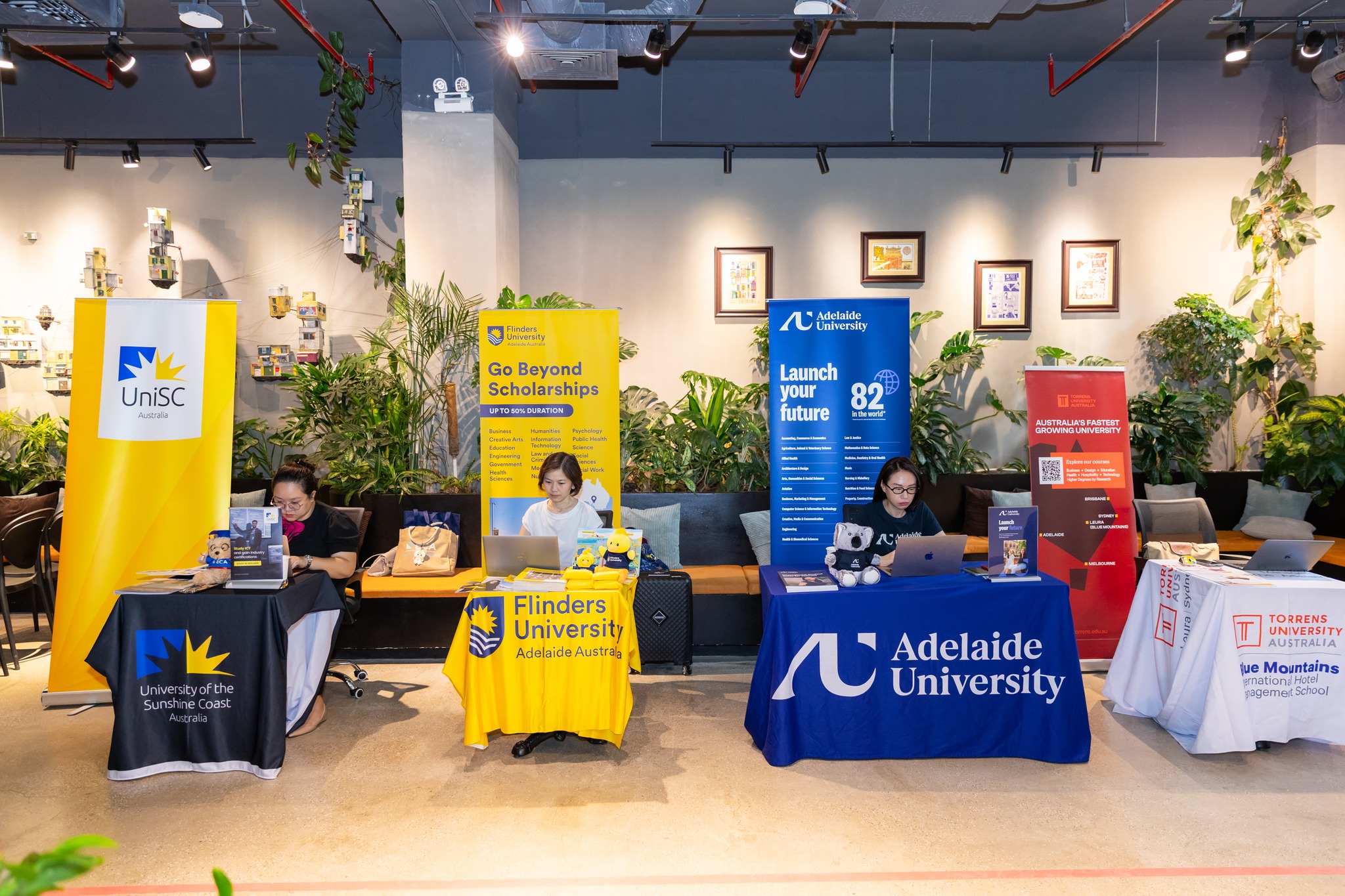 Một số hình ảnh trong chương trình hội thảo vừa qua