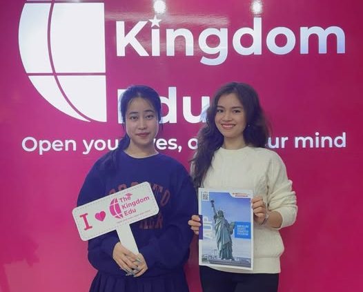 Ms. Hà - đại diện INTI International University & Colleges đến thăm VP The Kingdom Edu