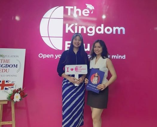 Ms. Katie Phạm – đại diện CATS Global Schools đến thăm và làm việc tại văn phòng.