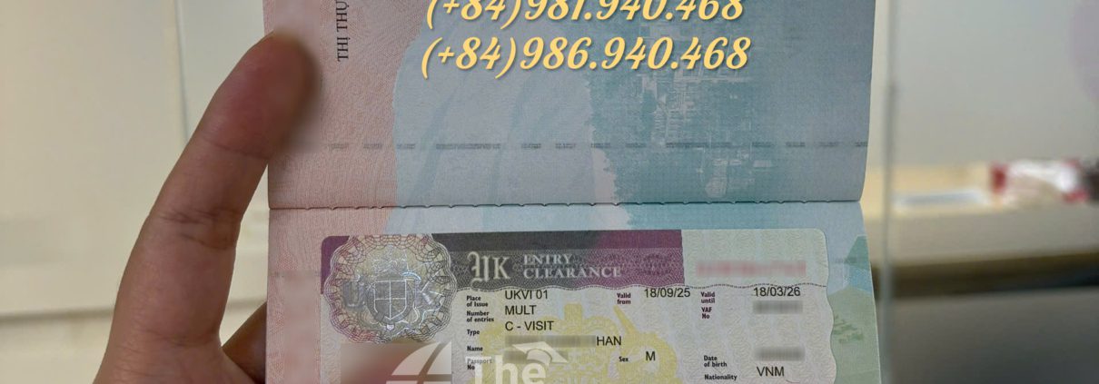 Khách hàng của The Kingdom Visa nhận visa thăm thân Anh Quốc