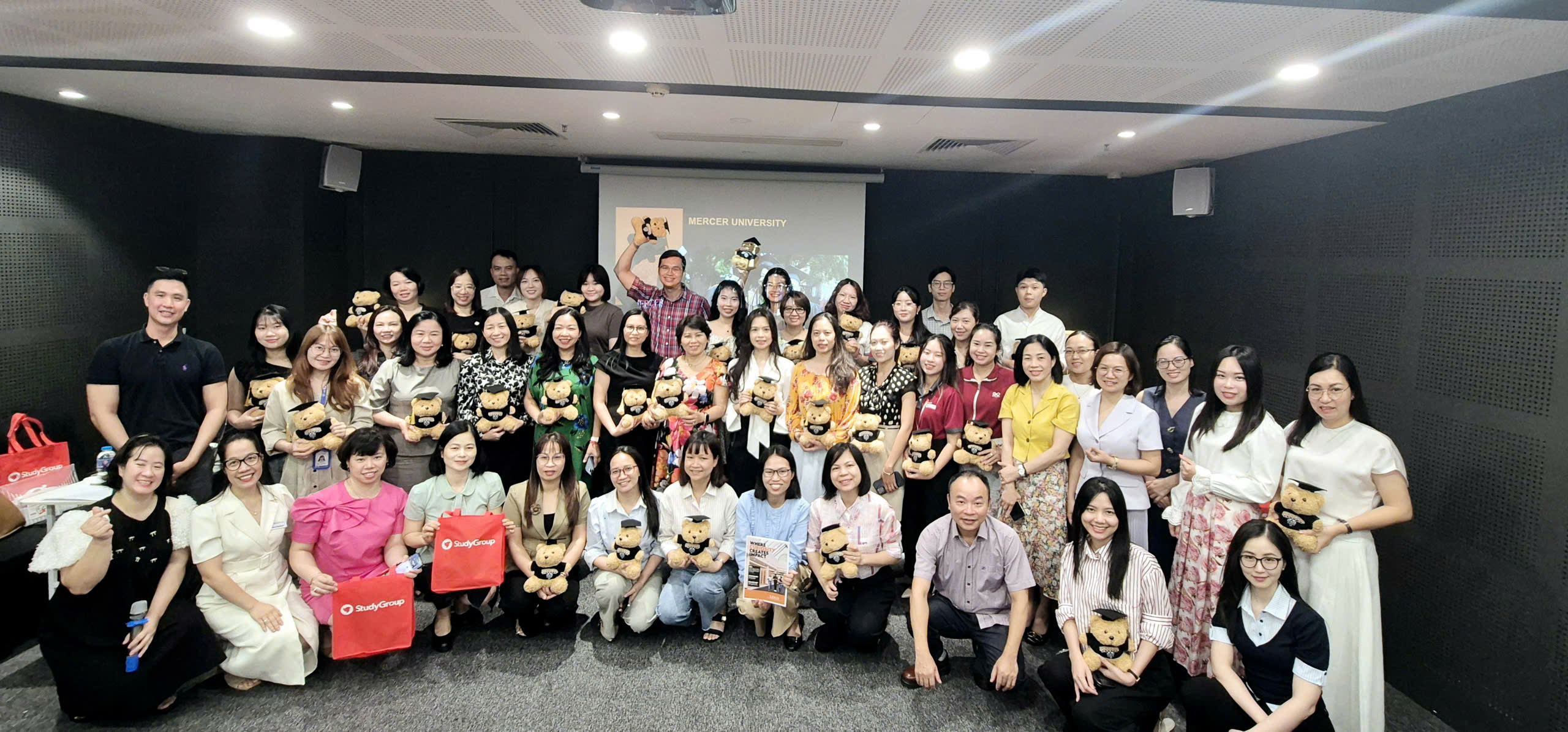 The Kingdom Edu tham dự hội thảo do Đại học Mercer tổ chức