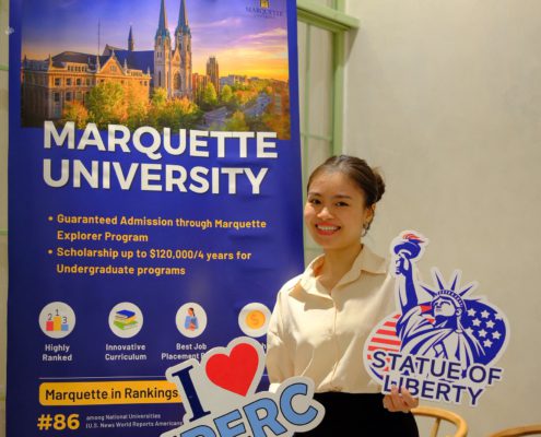 Đại diện The Kingdom Edu tham dự chương trình hội thảo